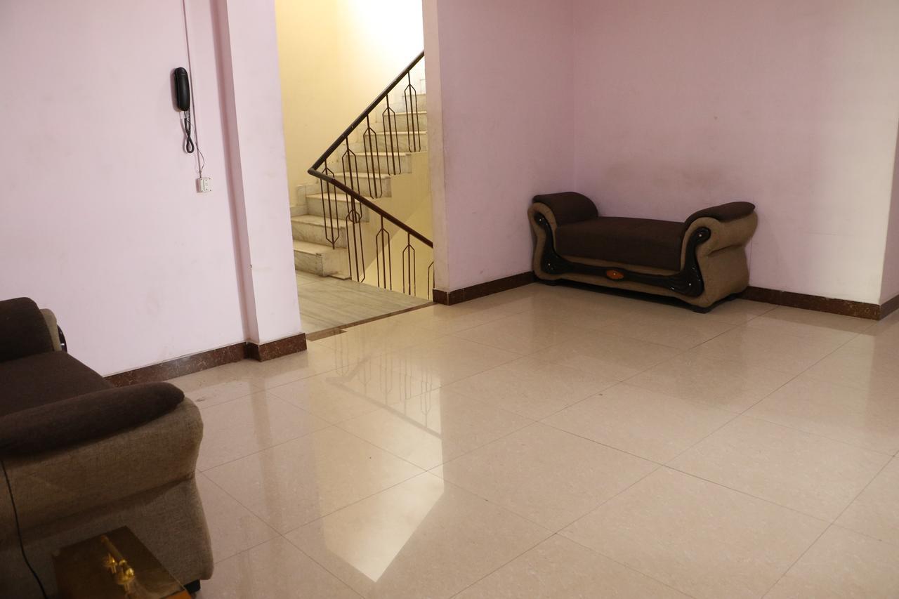 Hotel Sarweshwary Βαρανάσι Εξωτερικό φωτογραφία