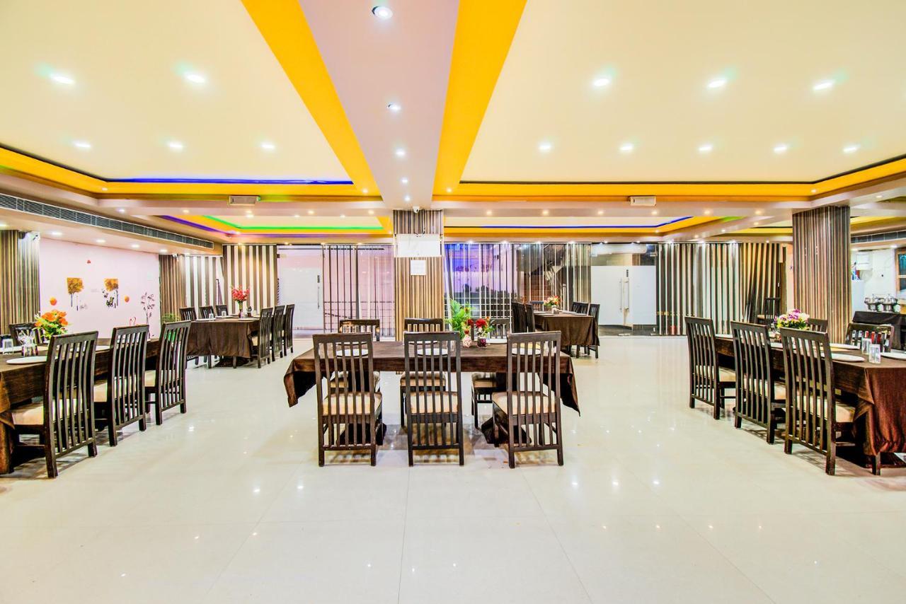 Hotel Sarweshwary Βαρανάσι Εξωτερικό φωτογραφία